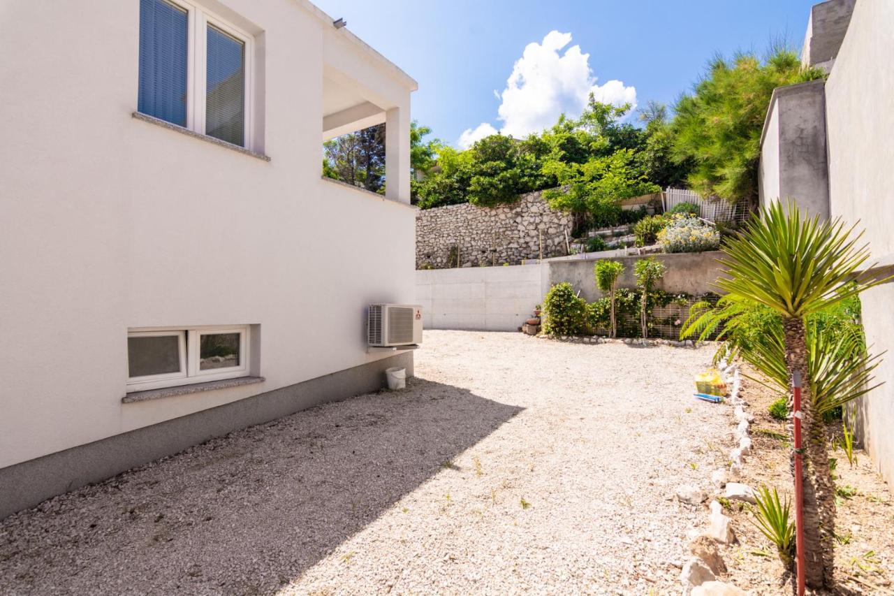 Apartments Veronika パグ エクステリア 写真